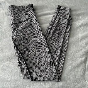 Women’s full length legging- lulu